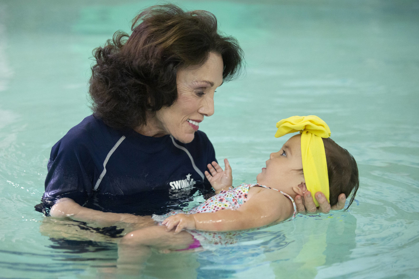 Pediatricians prescribe swim lessons for babies